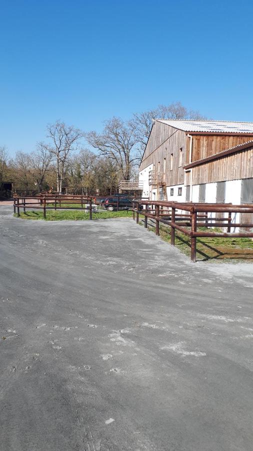 gîte du haras Moult Extérieur photo